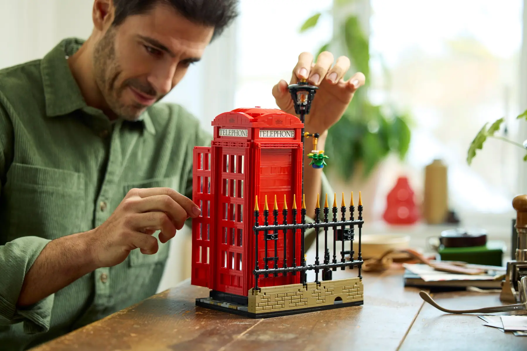 ADULT 倫敦 電話亭 收藏 擺飾 發光 18歲  Red London Telephone Box 歐洲 復古 懷舊