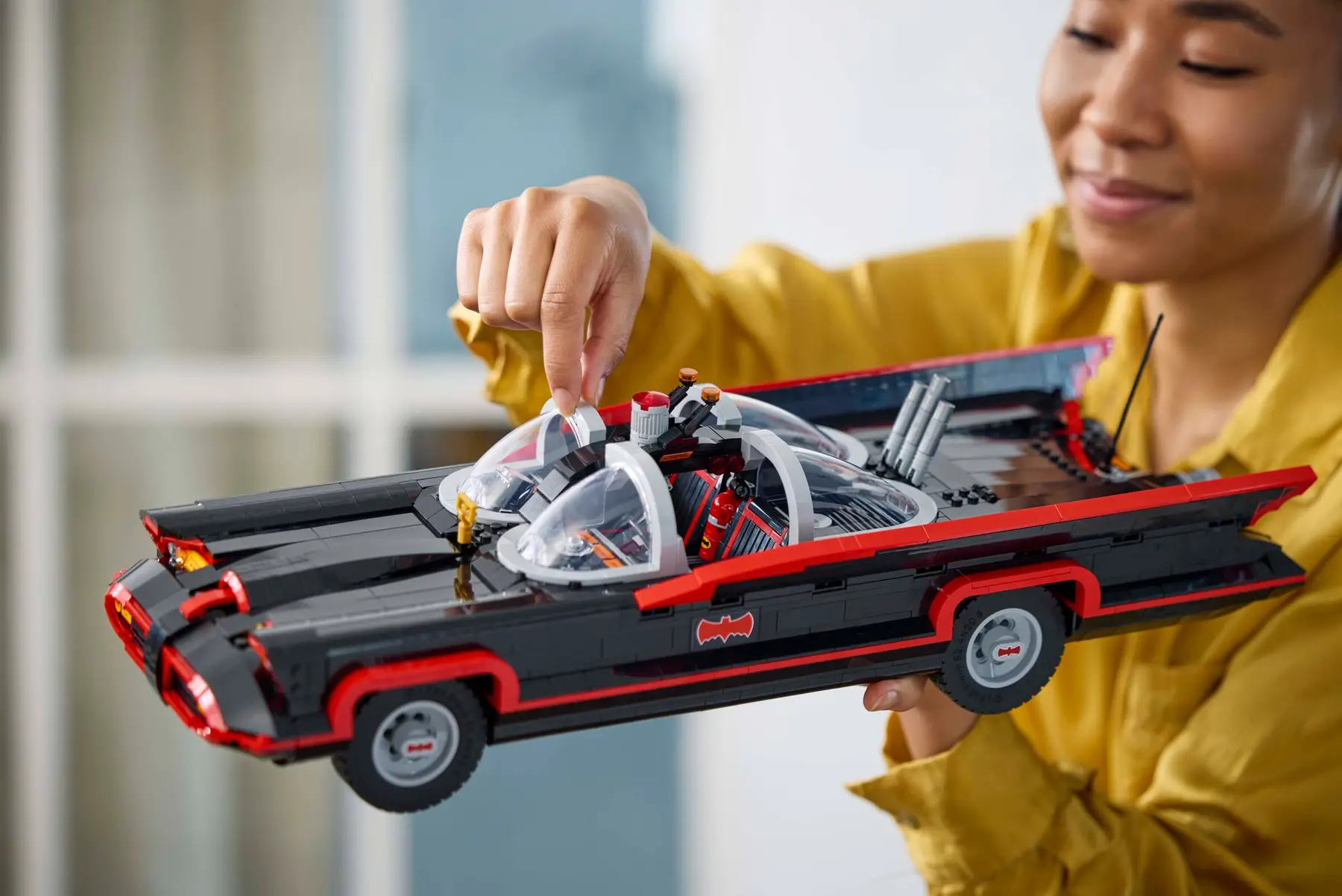 Batman™ 蝙蝠車 DC 收藏 居家擺飾 影集 汽車 交通工具 成人玩家 18+